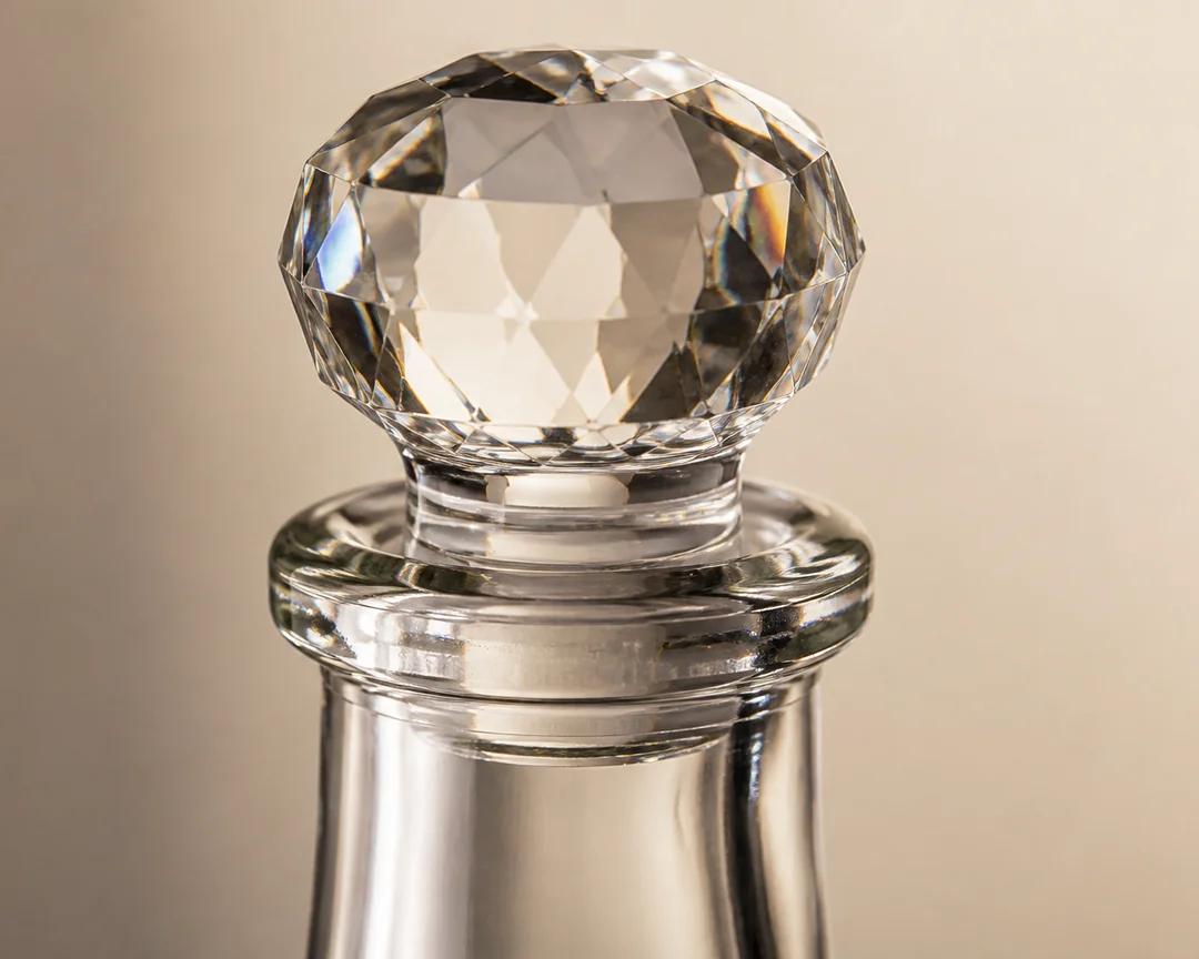 Crystal Cap Wine Bottle – 500 ml (view 4)